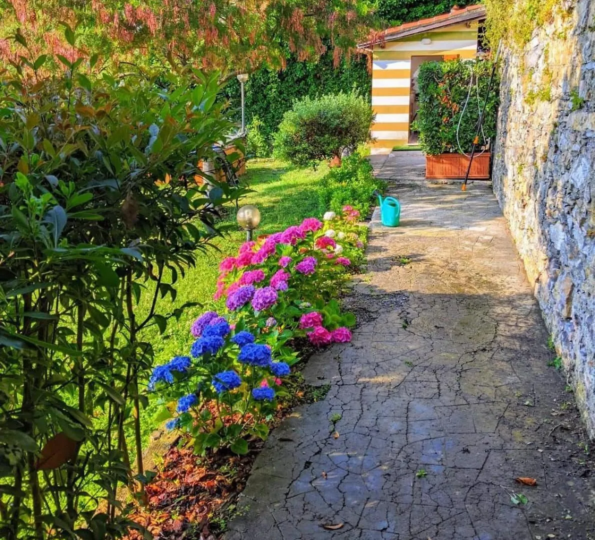 לינה וארוחת בוקר קמוגלי B&B Casa Ninni